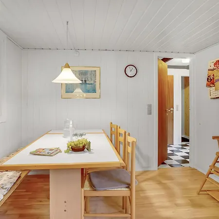 Cozy In With Kitchen Holiday home